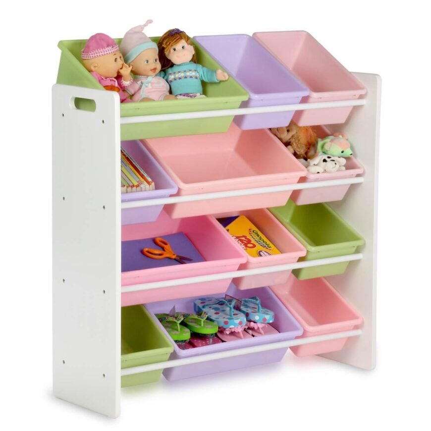 可移动的箱子可以让你或你的孩子为他们的东西分配一个地方。一个是毛绒玩具，另一个是手工用品。