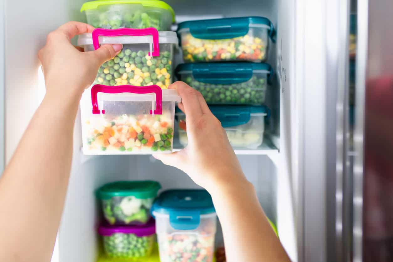 冰箱里的食物储存容器