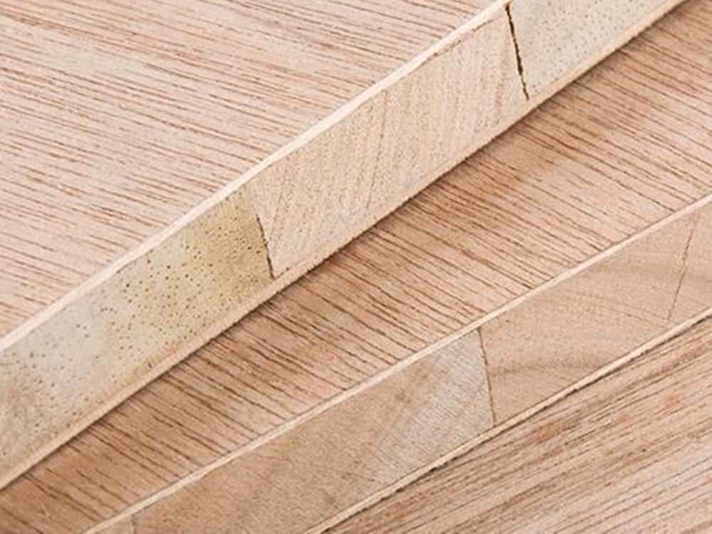 细木工板，固定螺丝能力强，抗弯强度高。