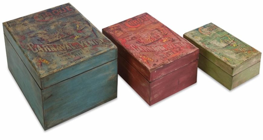 如果你偏爱复古风格，这些盒子有多种尺寸，可以很好地放在架子上，可以隐藏你想要的任何东西。