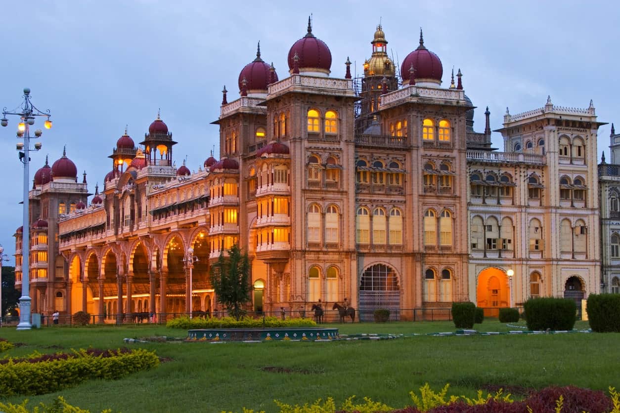 印度迈索尔宫。